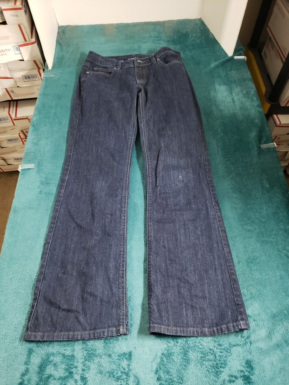 Apt 9 Jeans Size 4 Womens Blue Stretch Pants Denim Mid Rise Maxwell Bootcut